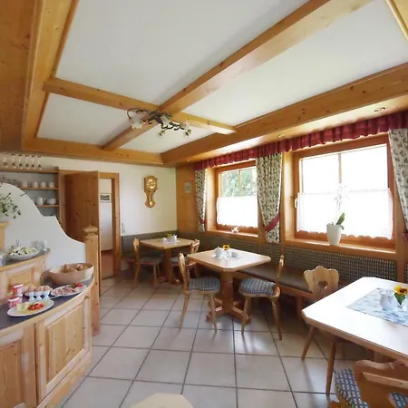 Dorfer غروسارل